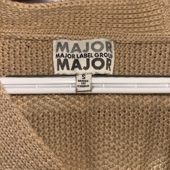 button up sweater - Picture 4 of 4